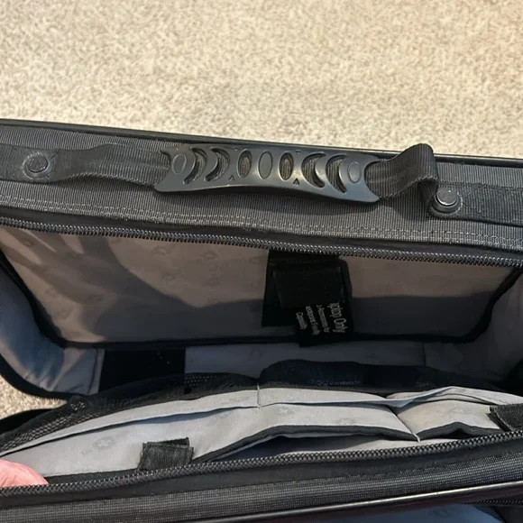 Swiss Gear Laptop Bag, Black - Picture 5 of 11